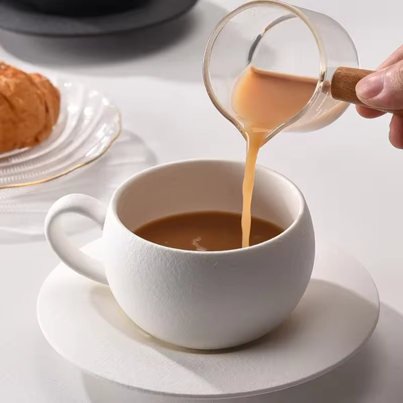 110/280ml Japanese-style Ceramic Mug Black White Fired Stone Coffee Cup and Saucer Set Breakfast Milk Coffee Cup Egg-shaped Mug