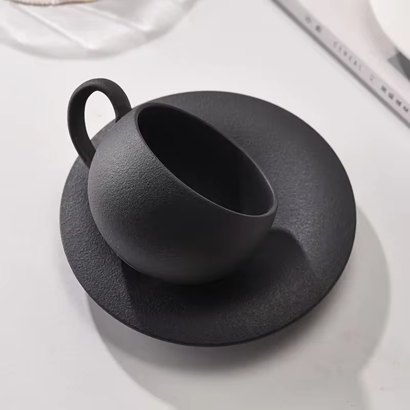 110/280ml Japanese-style Ceramic Mug Black White Fired Stone Coffee Cup and Saucer Set Breakfast Milk Coffee Cup Egg-shaped Mug